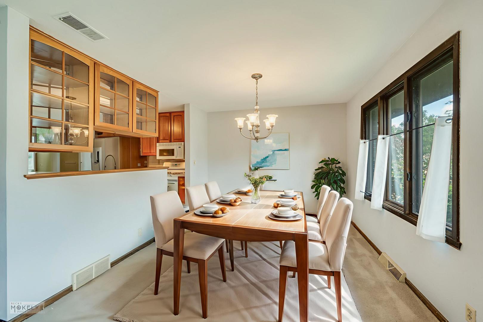 337 George Street Sycamore, IL 60178 - Photo 4 of 29 Gallery Image 4