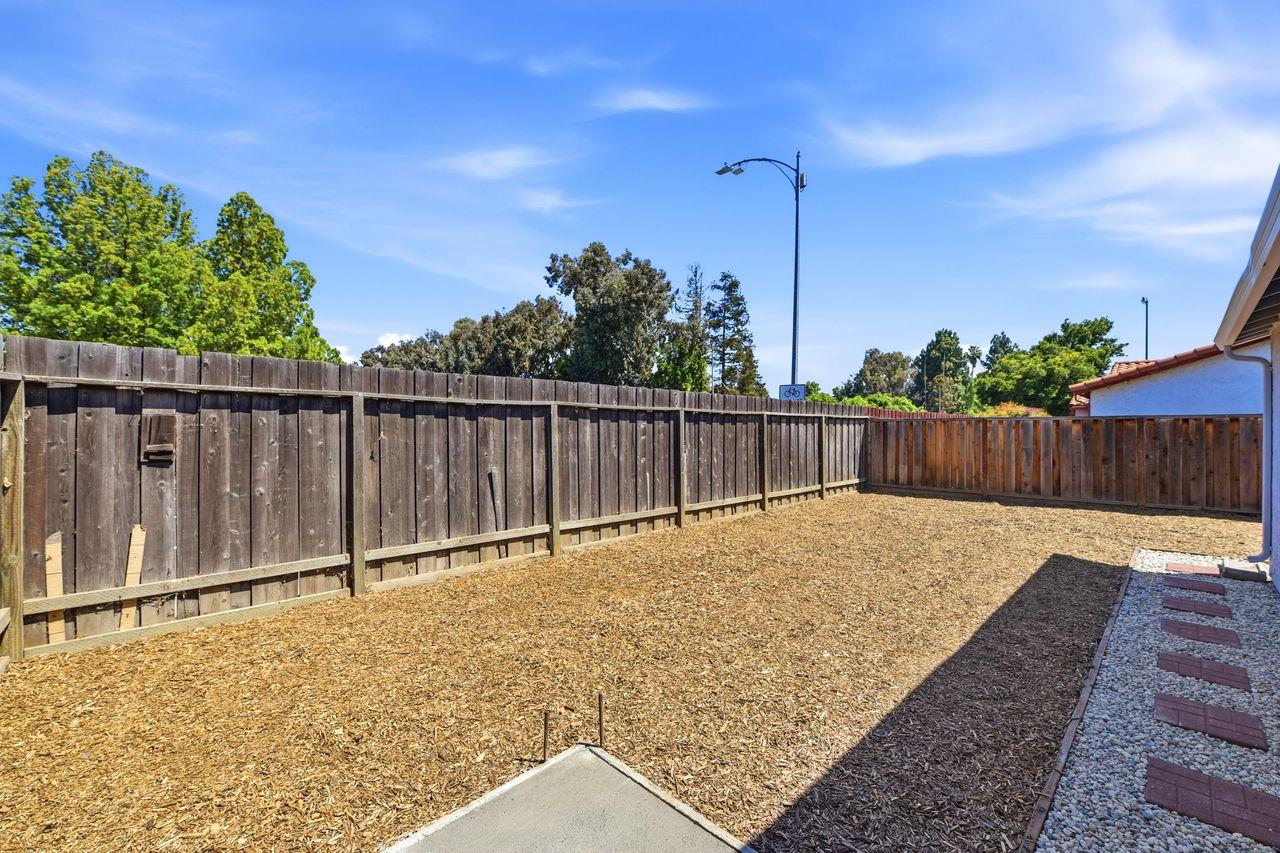 540 Ripley Drive San Jose, CA 95133 - Photo 35 of 48