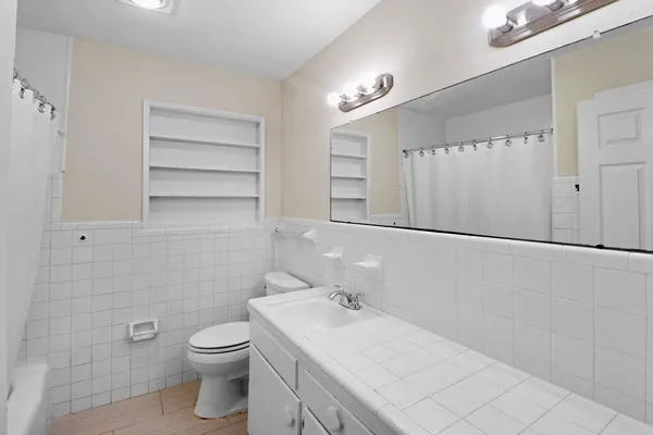 $3,000 | 5554 Beechnut Street, Houston, TX 77096