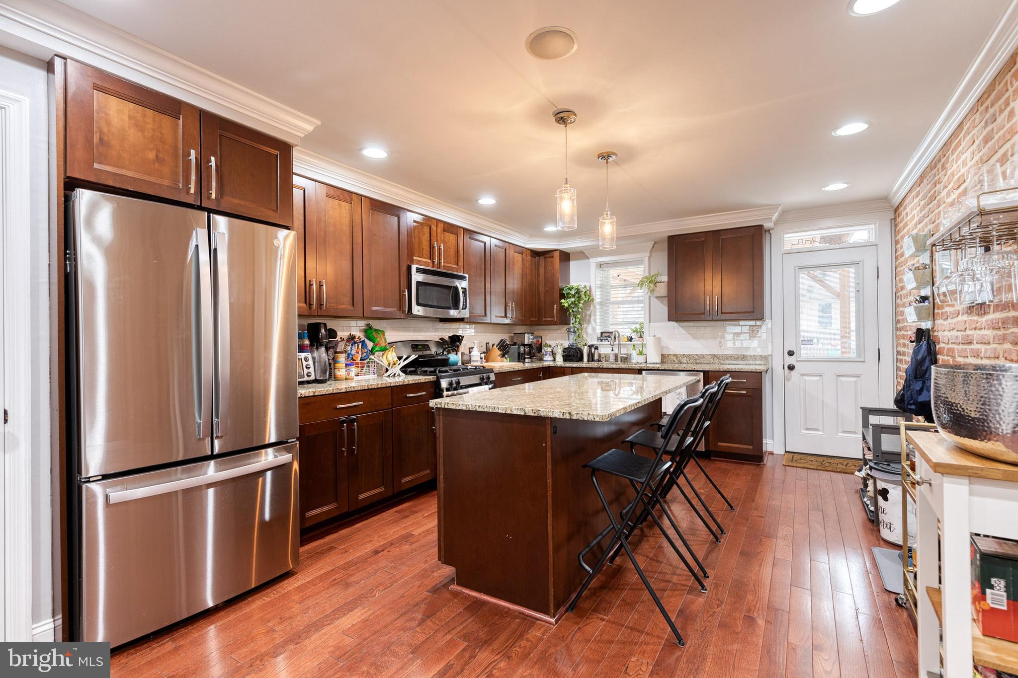 211 South Clinton Street Baltimore, MD 21224 - Photo 9 of 26