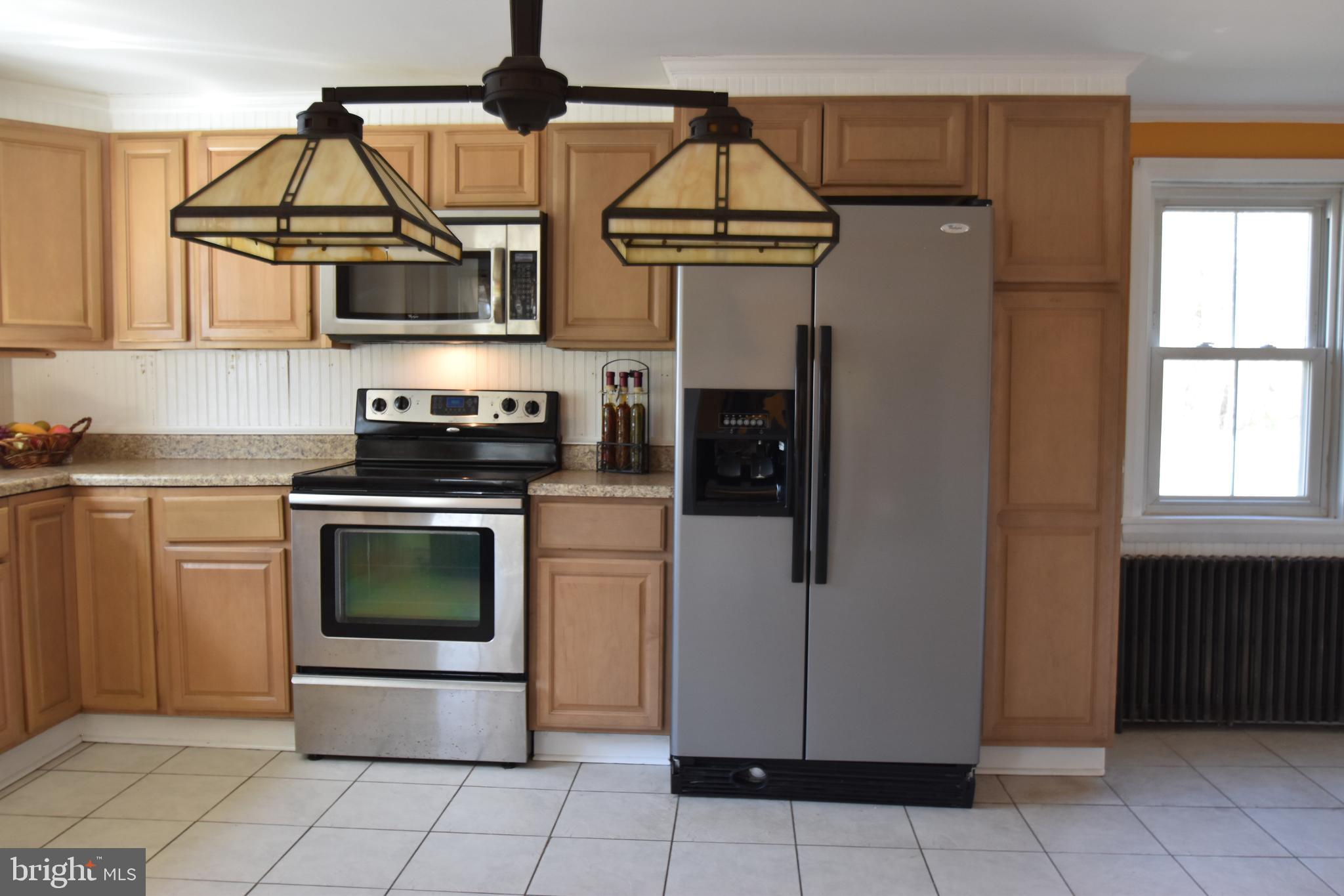 860 California Road Quakertown, PA 18951 - Photo 25 of 74 Stainless refrigerator and range