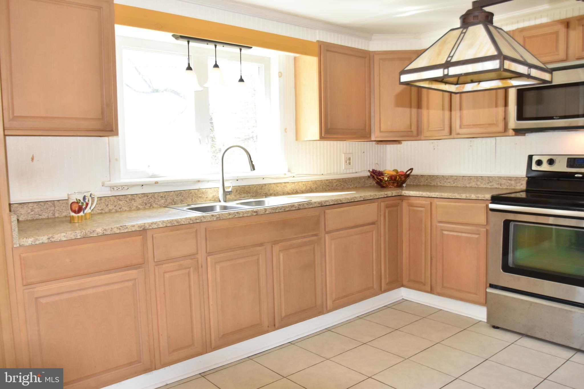 860 California Road Quakertown, PA 18951 - Photo 28 of 74 Lots of cabinetry