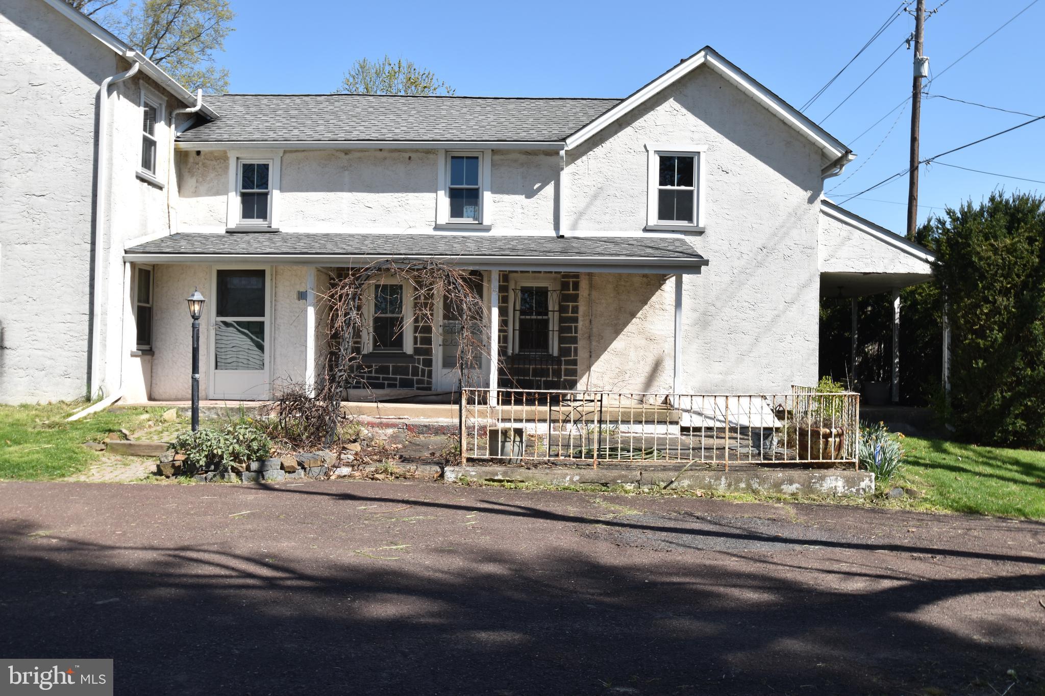 860 California Road Quakertown, PA 18951 - Photo 3 of 74 Four way to enter home ...both sides & front door