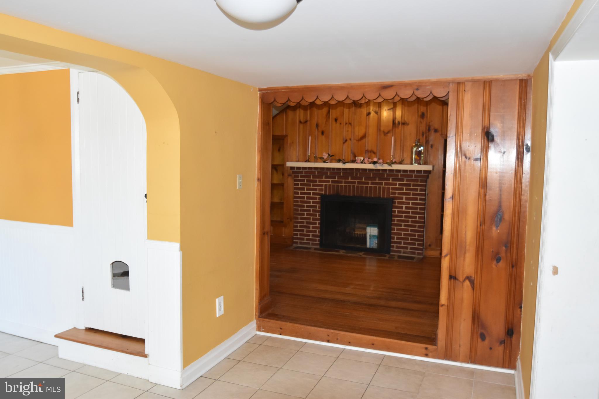 860 California Road Quakertown, PA 18951 - Photo 37 of 74 View from entry to family room