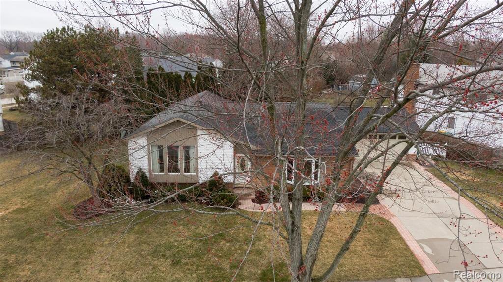 42262 Park Ridge Road Novi, MI 48375 - Photo 34 of 37