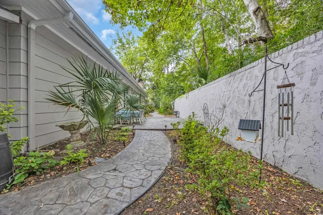 $829,900 | 412 43rd Avenue North, Myrtle Beach, SC 29577