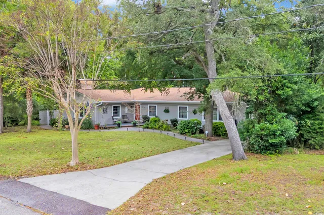 $829,900 | 412 43rd Avenue North, Myrtle Beach, SC 29577