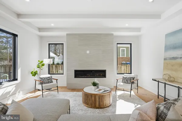 $2,599,999 | 2107 Greenwich Street, Falls Church, VA 22043