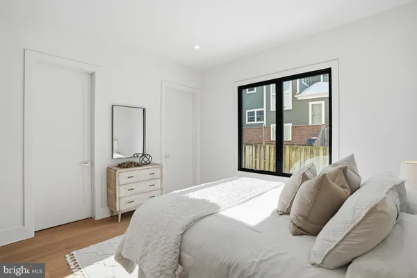 $2,599,999 | 2107 Greenwich Street, Falls Church, VA 22043