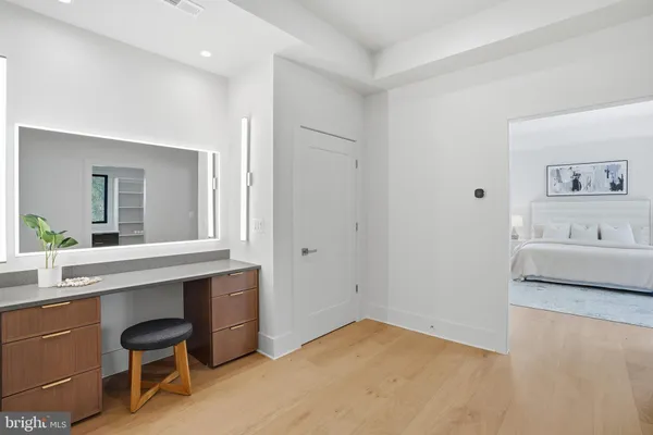 $2,599,999 | 2107 Greenwich Street, Falls Church, VA 22043