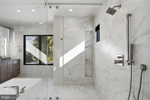 $2,599,999 | 2107 Greenwich Street, Falls Church, VA 22043