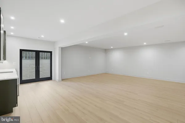 $2,599,999 | 2107 Greenwich Street, Falls Church, VA 22043