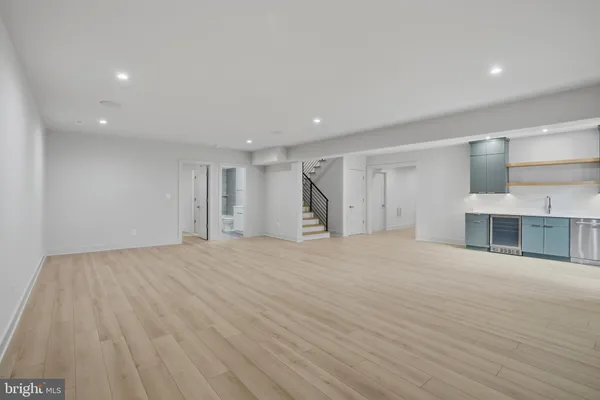 $2,599,999 | 2107 Greenwich Street, Falls Church, VA 22043