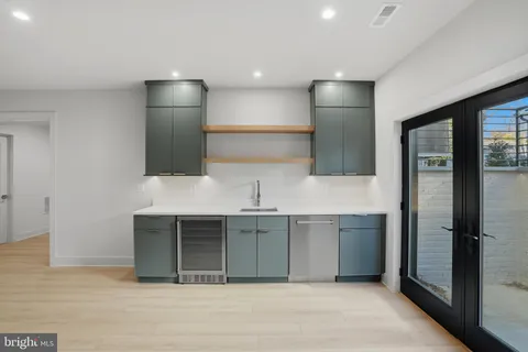 $2,599,999 | 2107 Greenwich Street, Falls Church, VA 22043