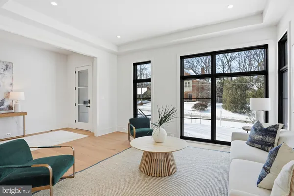 $2,599,999 | 2107 Greenwich Street, Falls Church, VA 22043