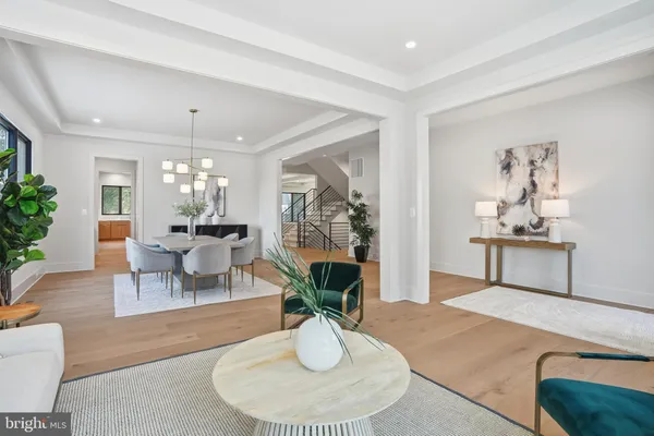 $2,599,999 | 2107 Greenwich Street, Falls Church, VA 22043