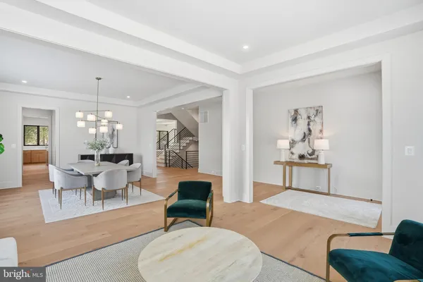 $2,599,999 | 2107 Greenwich Street, Falls Church, VA 22043