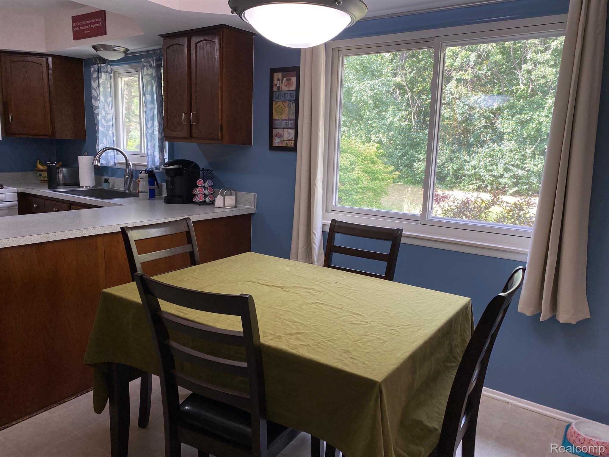 43682 Arlington Road Canton, MI 48187 - Photo 15 of 50 Beautiful view from the breakfast nook
