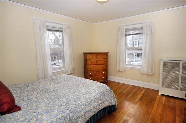 252 Temple Street Boston, MA 02132 - Photo 11 of 19 Gallery Image 11