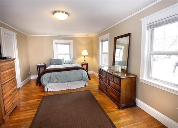 252 Temple Street Boston, MA 02132 - Photo 9 of 19 Gallery Image 9