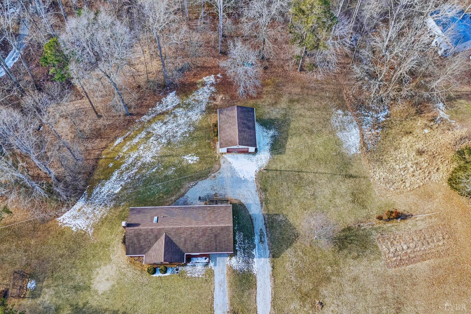 2669 Nester Road Thaxton, VA 24174 - Photo 4 of 47
