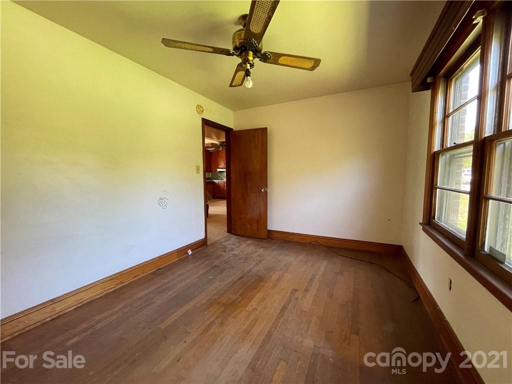 1207 Rock Barn Road Northeast Conover, NC 28613 - Photo 22 of 40 Gallery Image 22
