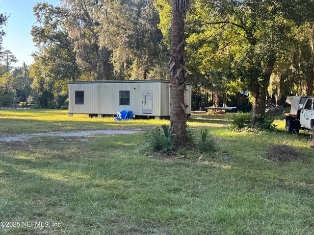 $375,000 | 301 Northeast US Highway 301, Waldo, FL 32694