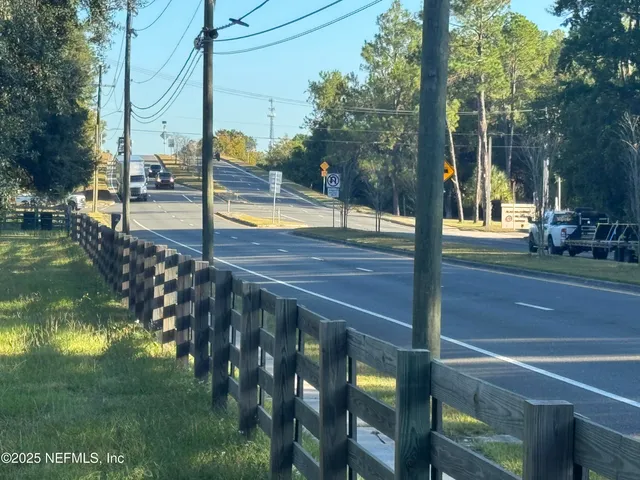 $375,000 | 301 Northeast US Highway 301, Waldo, FL 32694