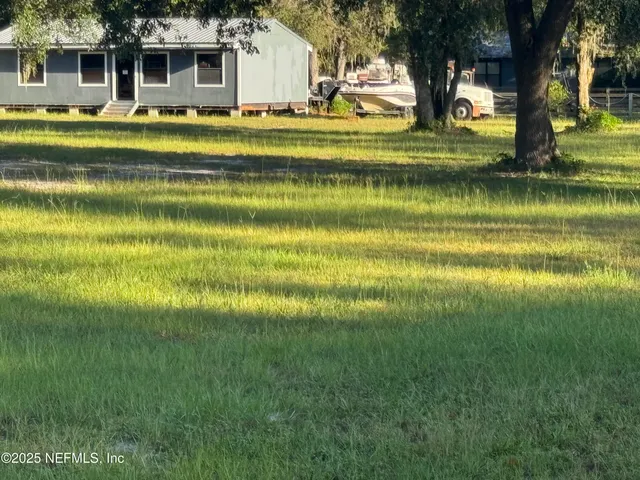 $375,000 | 301 Northeast US Highway 301, Waldo, FL 32694