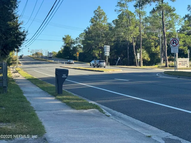 $375,000 | 301 Northeast US Highway 301, Waldo, FL 32694