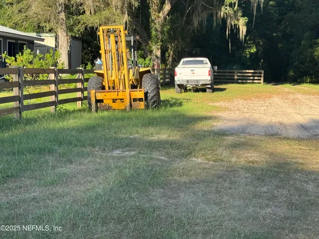 $375,000 | 301 Northeast US Highway 301, Waldo, FL 32694