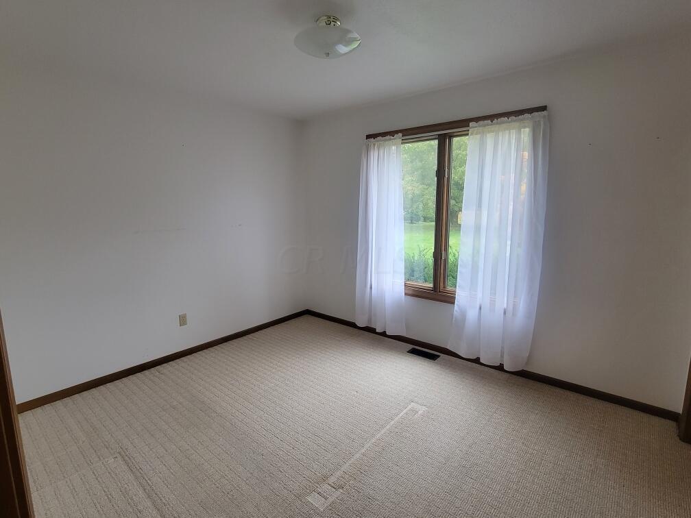 7245 Plumb Road Galena, OH 43021 - Photo 15 of 33 Bedroom 1