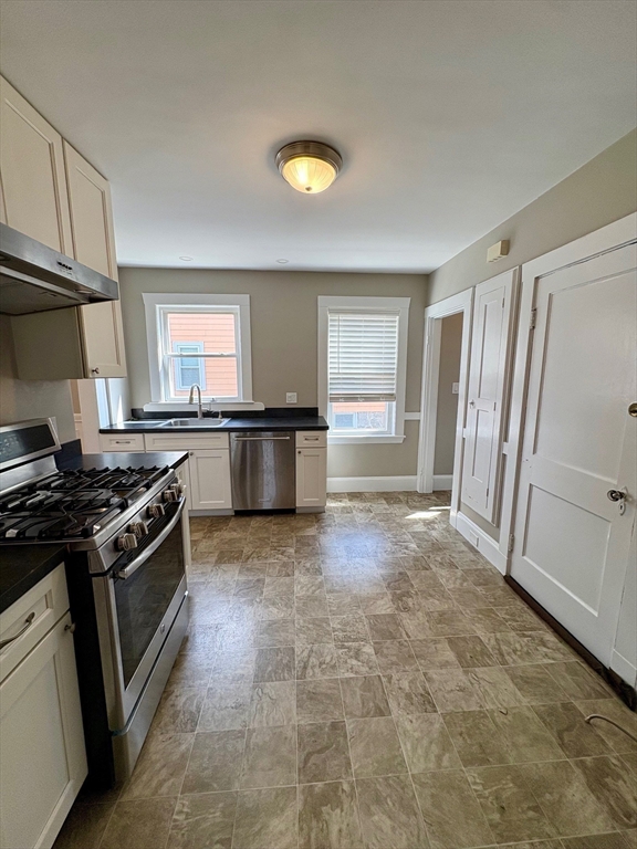 9 Aberdeen Road, Unit 9 Milton, MA 02186 - Photo 12 of 19