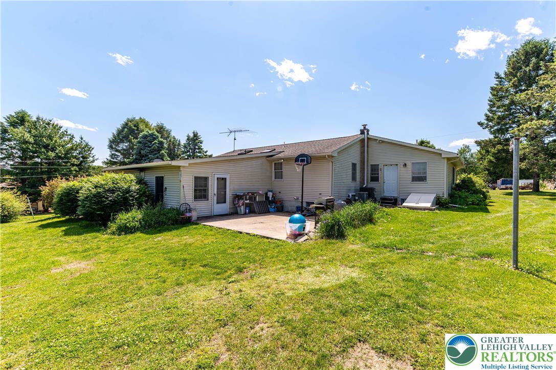 518 Bauer Road Bath, PA 18014 - Photo 56 of 59