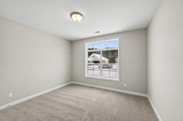 $424,900 | 1419 Victory Lane Northeast, Isanti, MN 55040