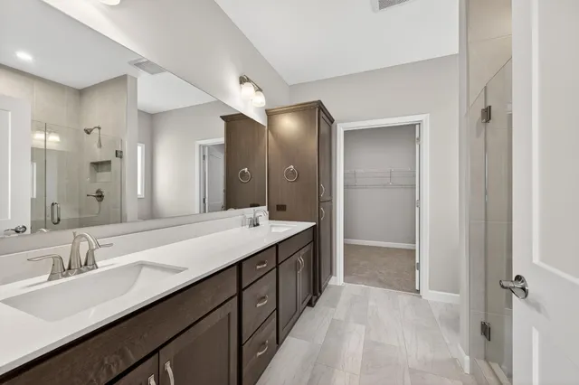 $424,900 | 1419 Victory Lane Northeast, Isanti, MN 55040