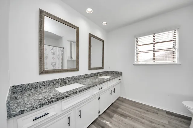 $318,000 | 10119 Sageglow Drive, Houston, TX 77089