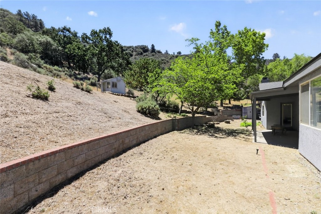 29560 Butterfield Way Tehachapi, CA 93561 - Photo 34 of 44