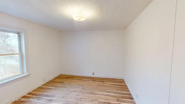 $2,000 | 12925 Highway 9W, West Coxsackie, NY 12192