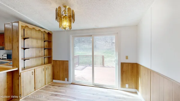 $2,000 | 12925 Highway 9W, West Coxsackie, NY 12192