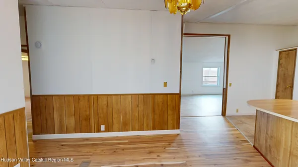 $2,000 | 12925 Highway 9W, West Coxsackie, NY 12192