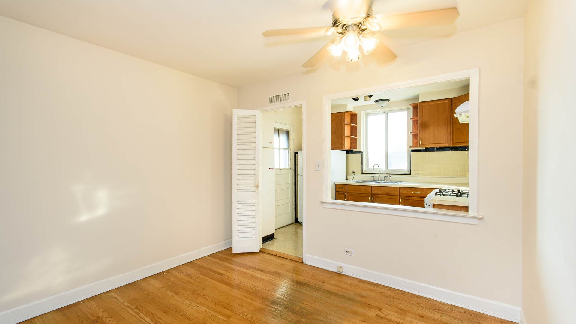 1106 North Harlem Avenue, Unit 3 River Forest, IL 60305 - Photo 5 of 18