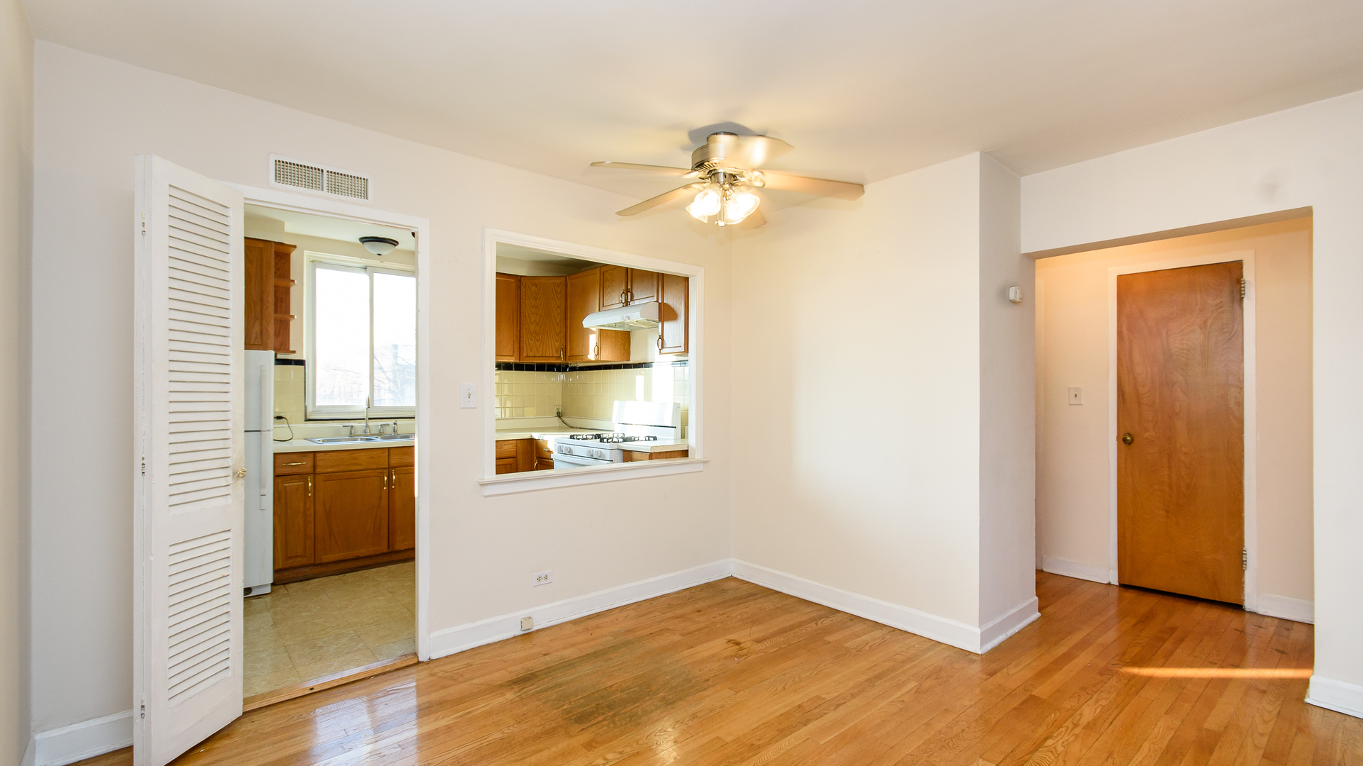 1106 North Harlem Avenue, Unit 3 River Forest, IL 60305 - Photo 6 of 18