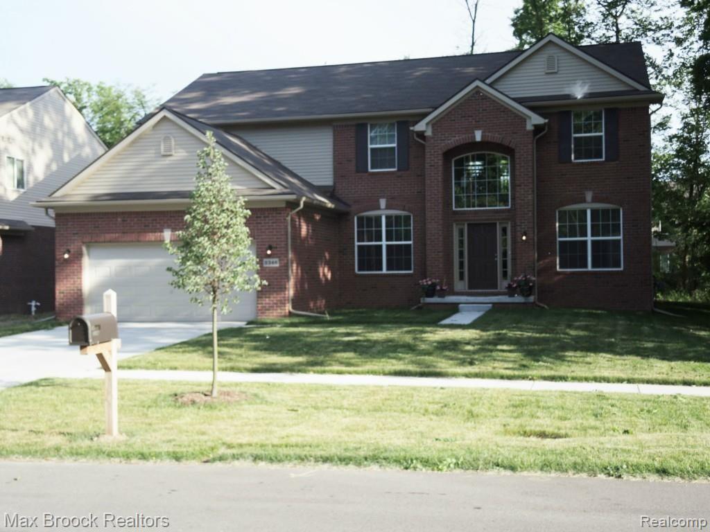 3346 Hazelton Avenue Rochester, MI 48307 - Photo 2 of 33 NEW SOD & SPRINKLER SYSTEM