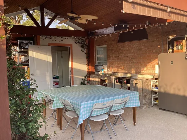 a view of an outdoor space with seating area