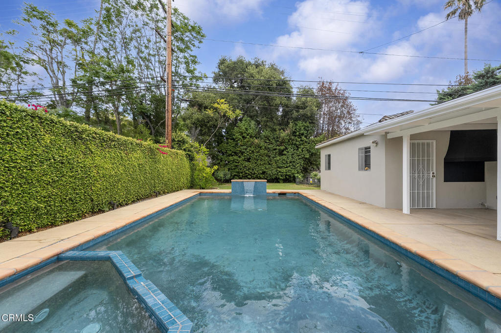 2490 Lorain Road San Marino, CA 91108 - Photo 40 of 52 Pool