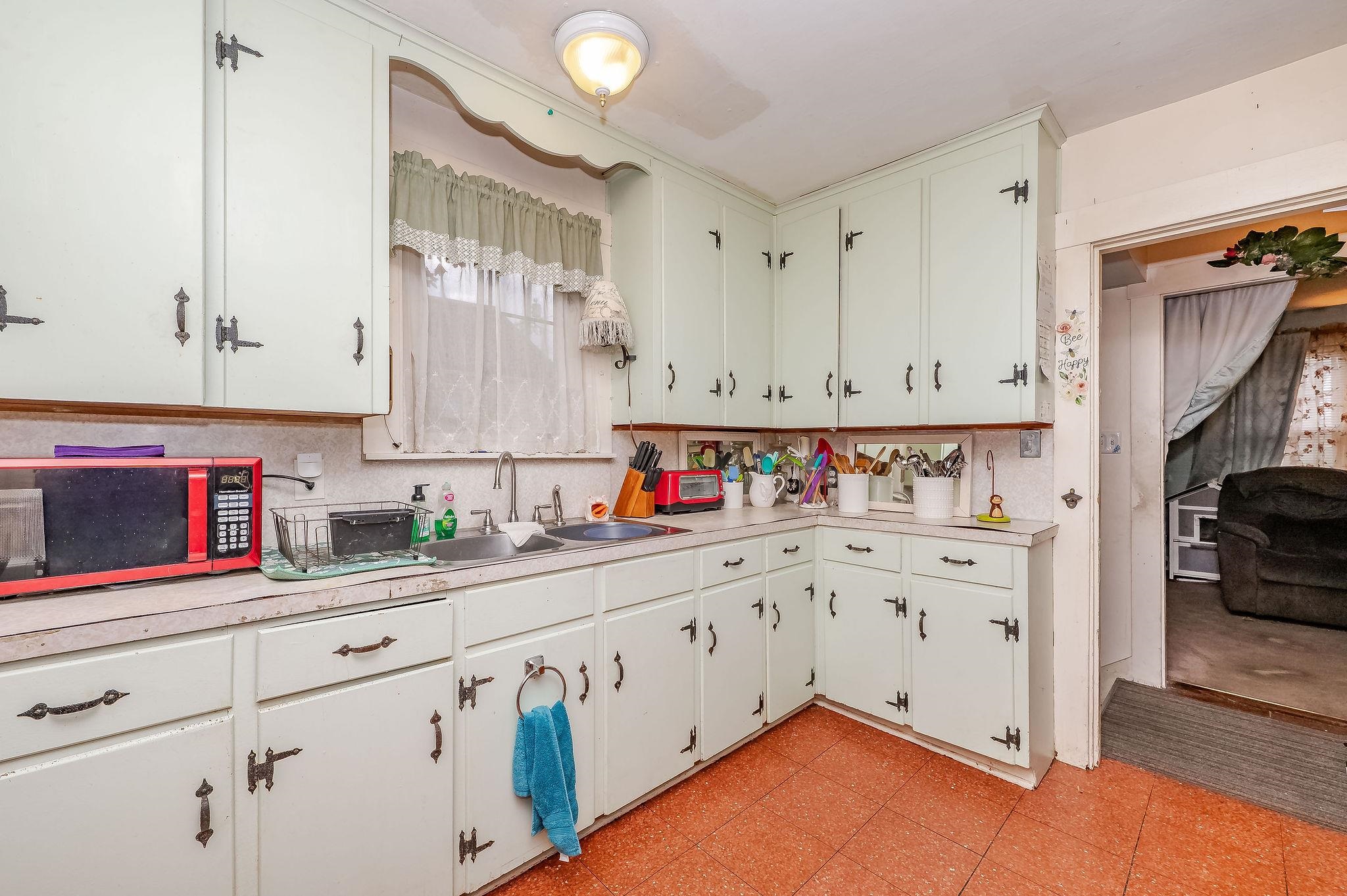 15 Linden Street Rochester, NH 03867 - Photo 12 of 23