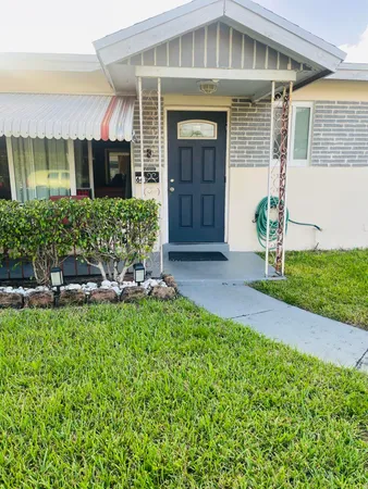 $850 | 661 Southwest 29th Terrace, Fort Lauderdale, FL 33312