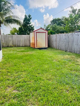 $850 | 661 Southwest 29th Terrace, Fort Lauderdale, FL 33312