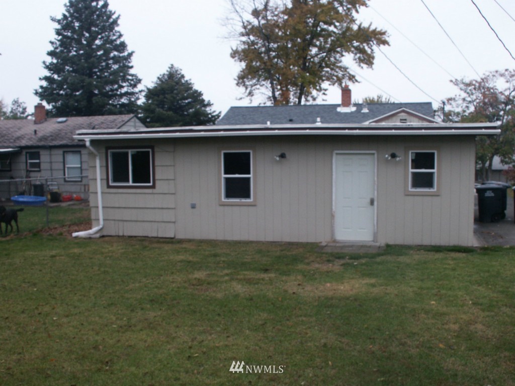 417 West Ridge Road Moses Lake, WA 98837 - Photo 3 of 25 Gallery Image 3
